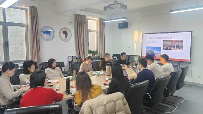 98246a945ea53c3d9f8db3f0770d6eb7